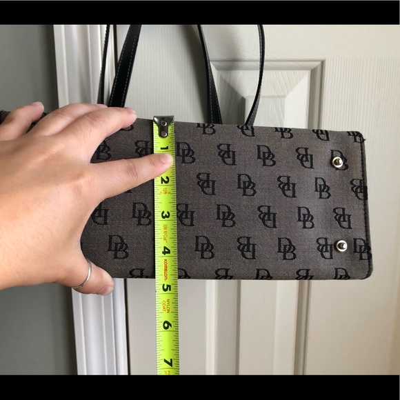 🌸Dooney & Bourke Signature Purse🌸 - Picture 15 of 16